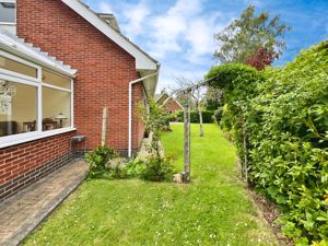 Photo 24- click for photo gallery